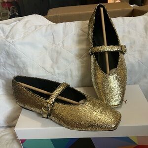 Gold Mary Jane flats size 8.5